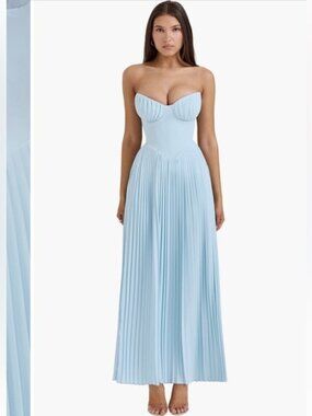 sachin and babi light blue dress Expertly crafted. Our Nalini dress features an inbuilt corset and comes in  2 cup options 🕊️ main image 0